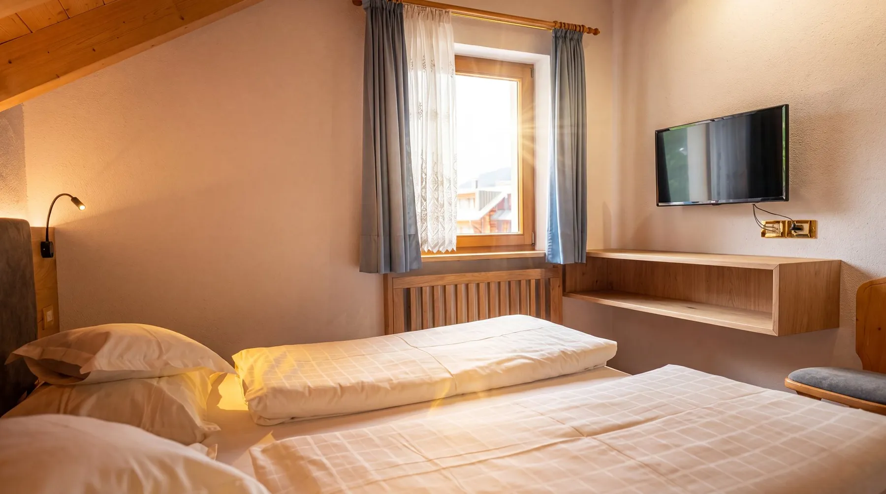 Letto matrimoniale dell'Appartamento Nº3